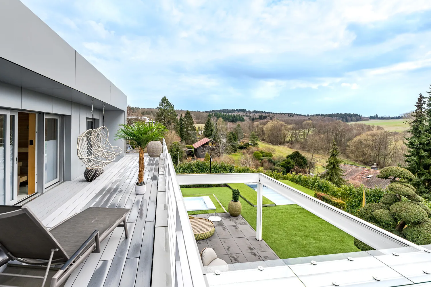 Großzügiger Balkon