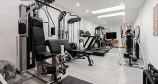 von_poll_real_estate_property_25141019_image_17