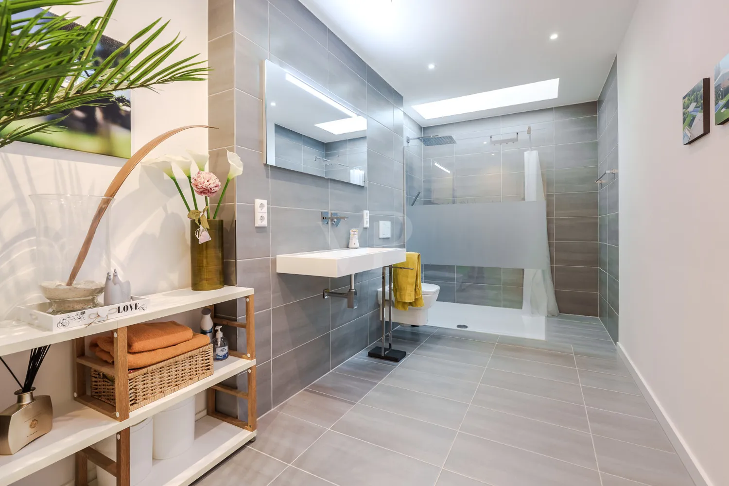 Duschbad im Untergeschoss