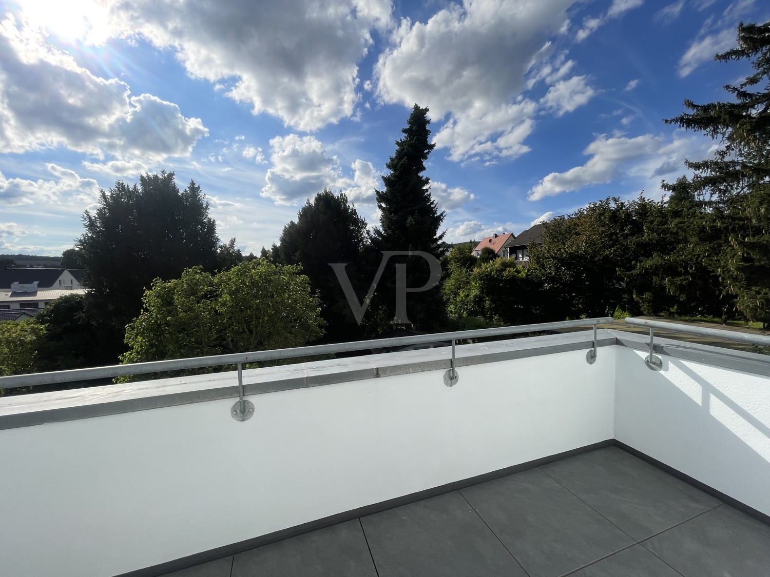 ..Balkon mit schönem Ausblick