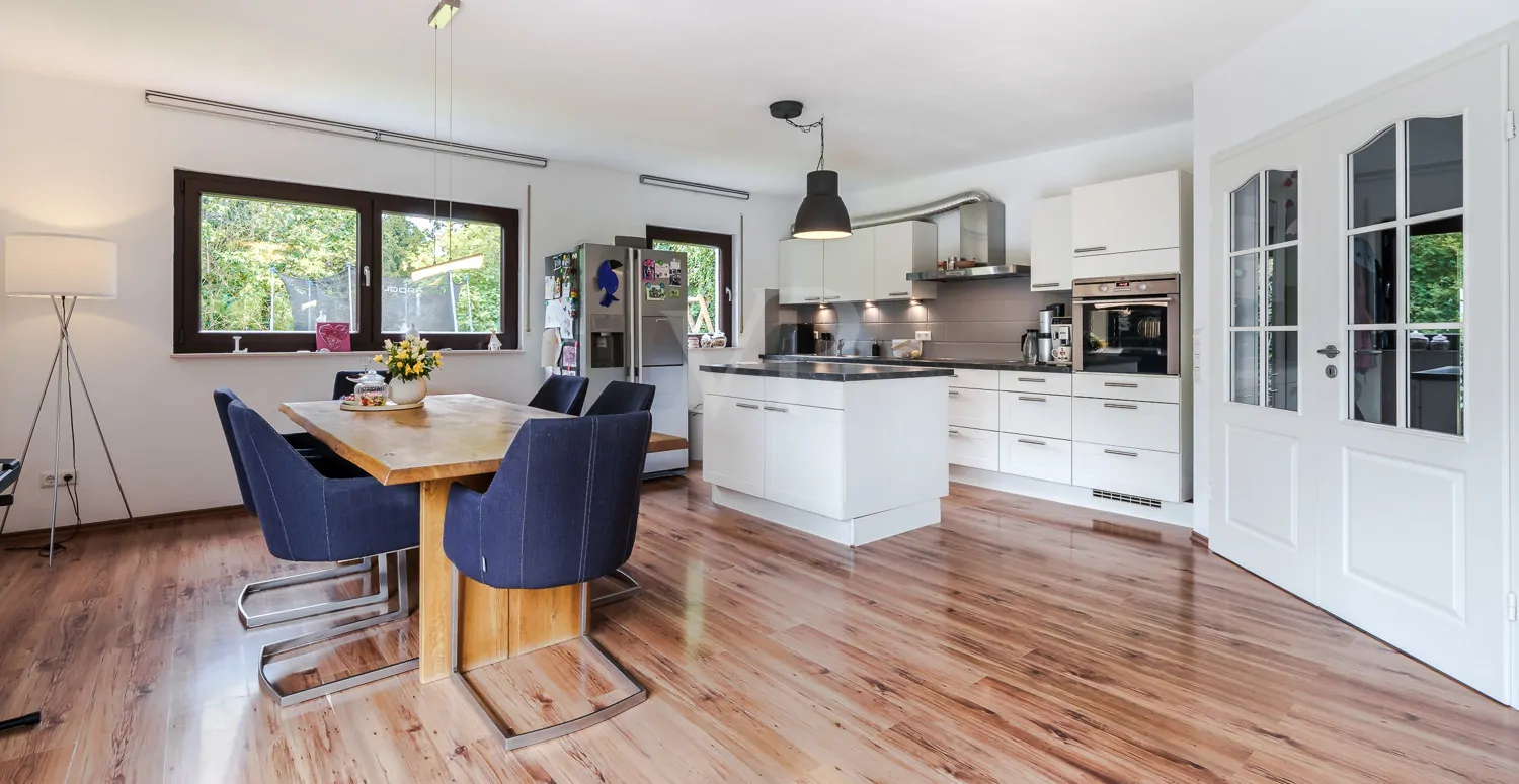 Offen gestalteter Wohnbereich