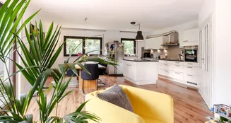 von_poll_real_estate_property_25141040_image_2