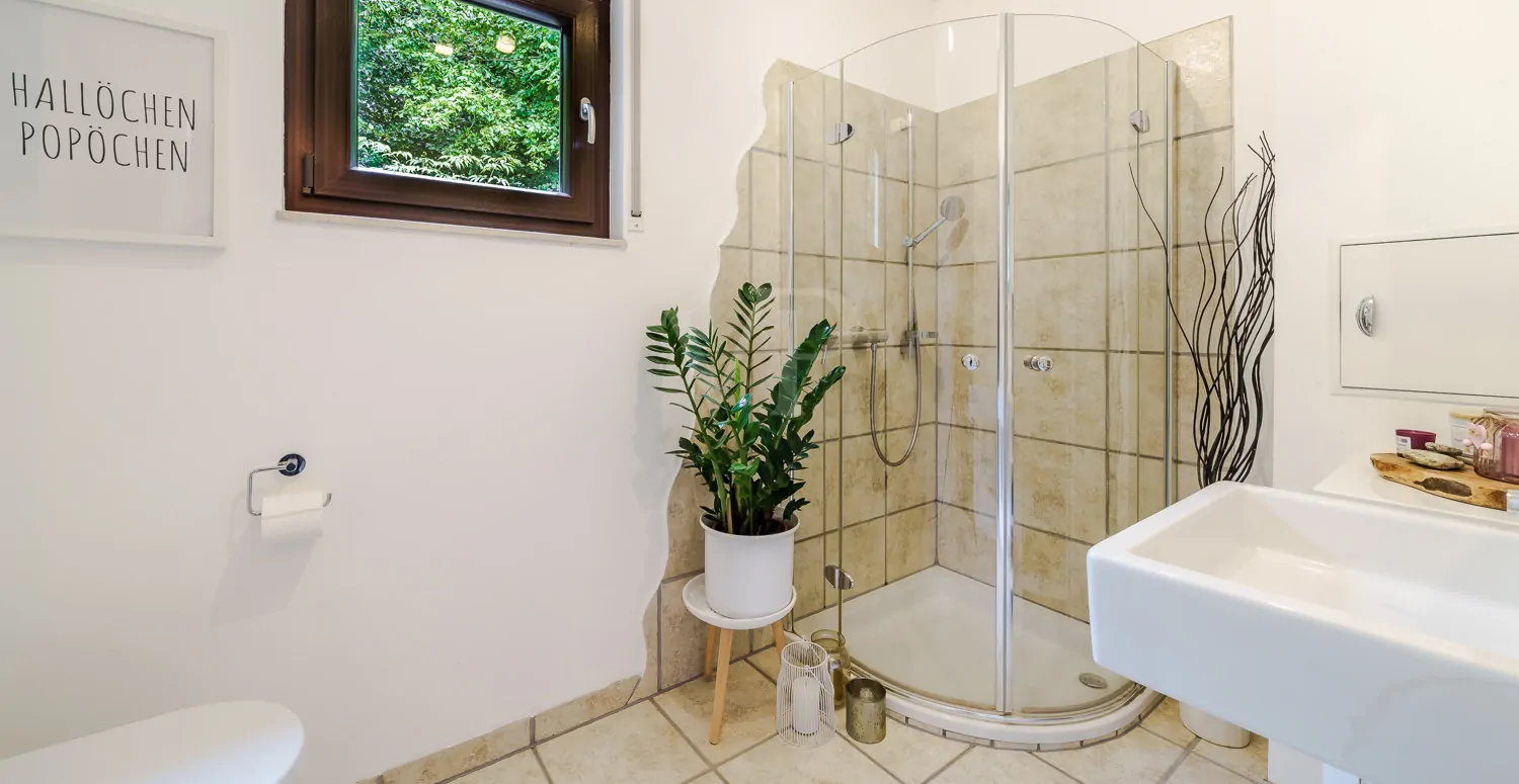 Tageslicht-Duschbad im EG