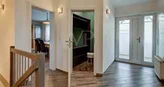 von_poll_real_estate_property_25141025_image_15