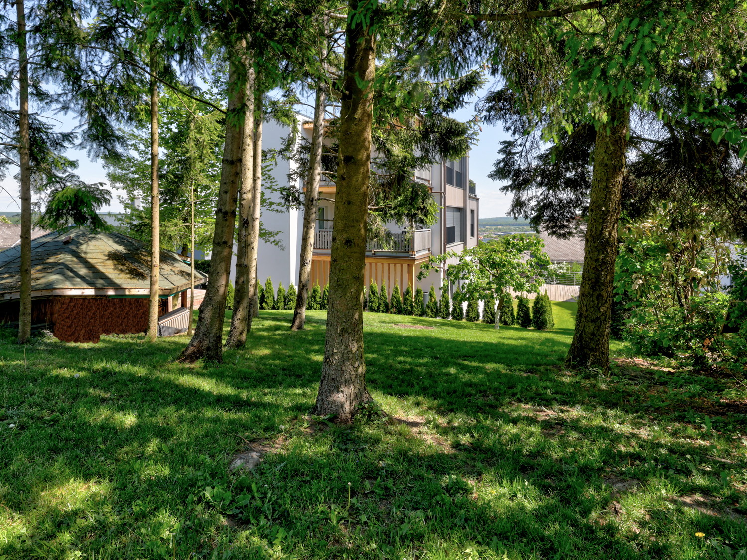 oberer Gartenteil mit Baumbestand