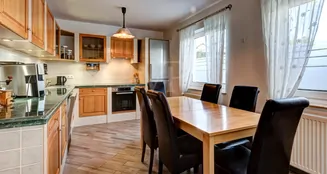 von_poll_real_estate_property_25141025_image_7