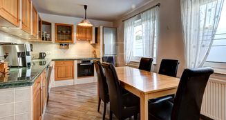 von_poll_real_estate_property_25141025_image_6