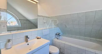 von_poll_real_estate_property_25141021a_image_11