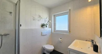 von_poll_real_estate_property_25141021b_image_9