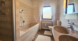 von_poll_real_estate_property_25141030_image_12