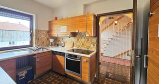 von_poll_real_estate_property_25141030_image_7