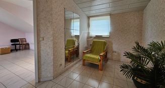 von_poll_real_estate_property_25141030_image_15
