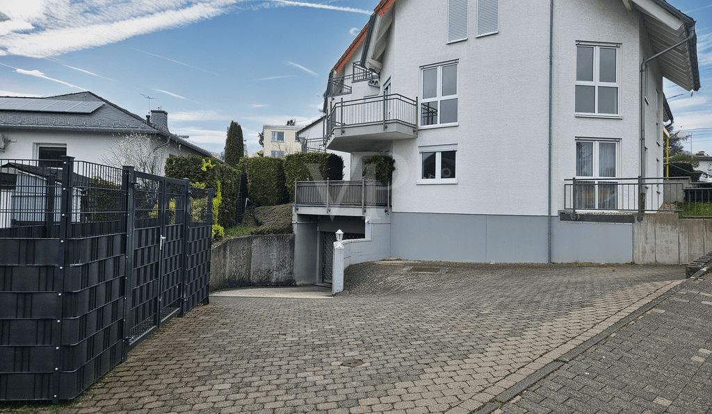 Tiefgarageneinfahrt