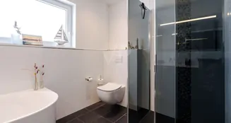 von_poll_real_estate_property_25141024b_image_8