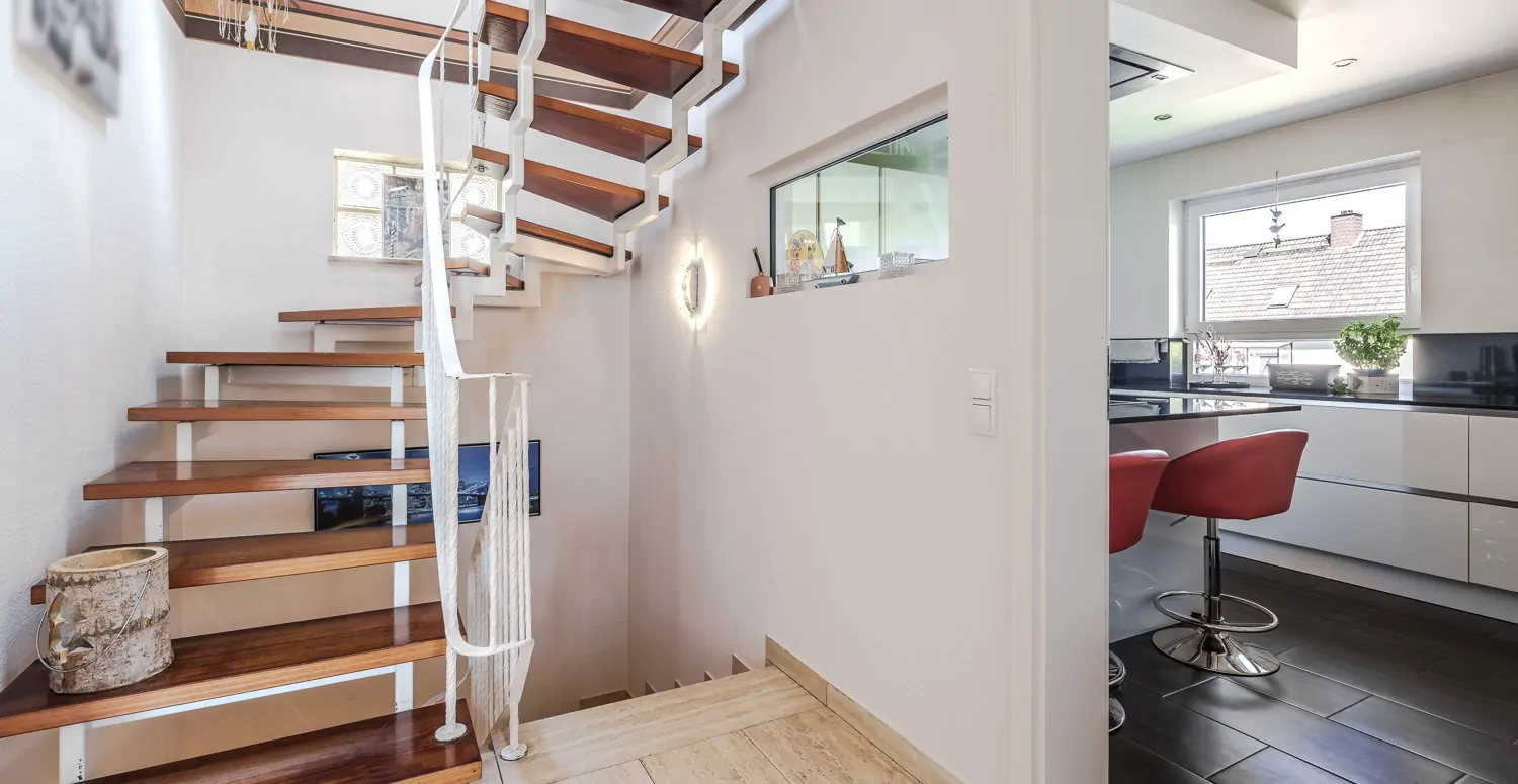 Breiter Treppenaufgang