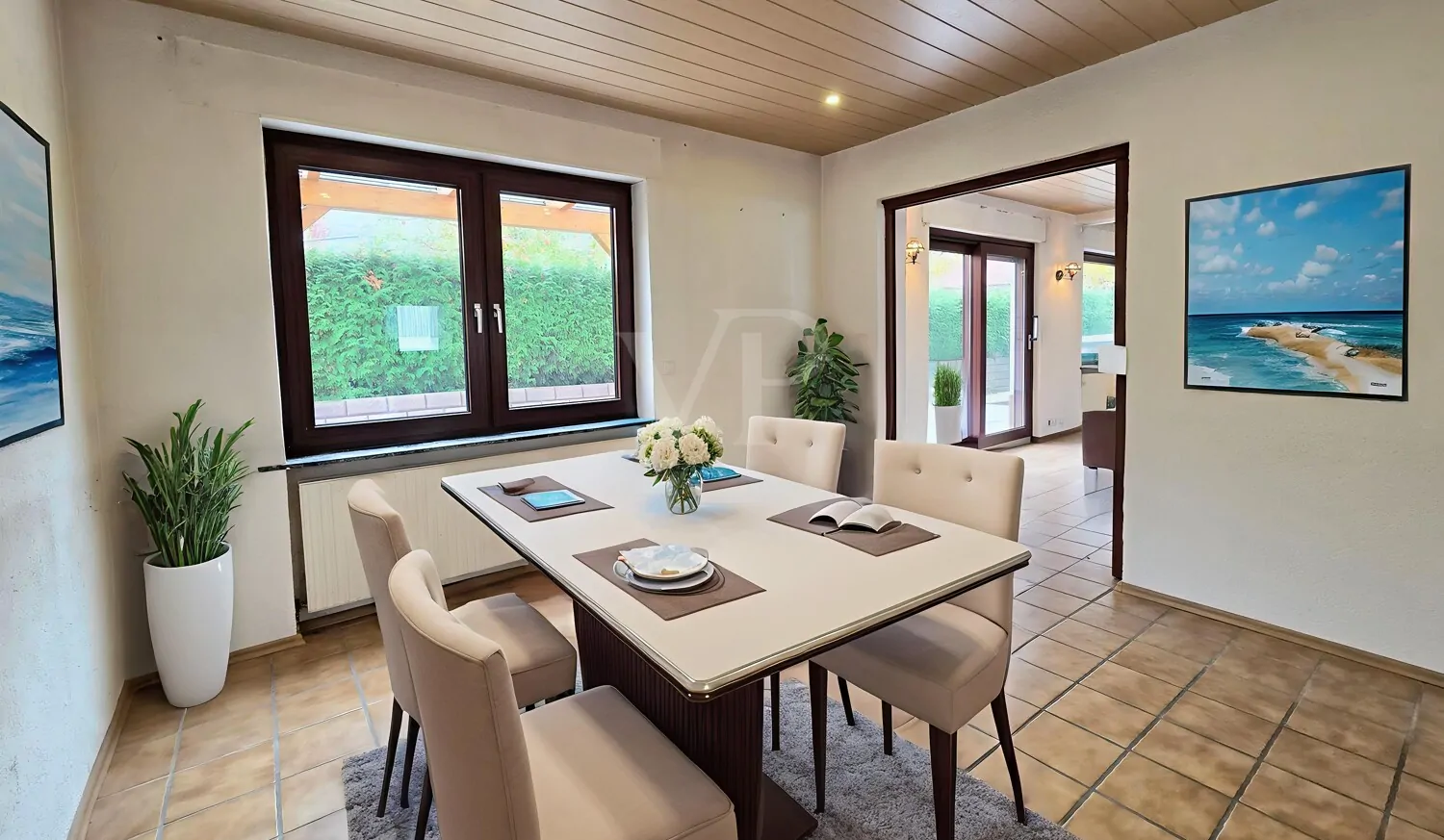 Einrichtungsbeispiel Esszimmer