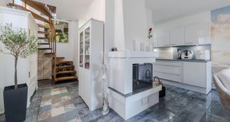 von_poll_real_estate_property_25141012a_image_0