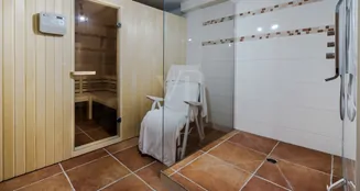 von_poll_real_estate_property_25141034b_image_17