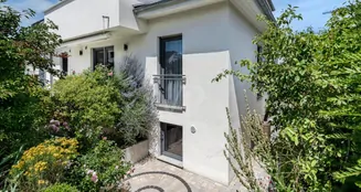 von_poll_real_estate_property_25141034b_image_0