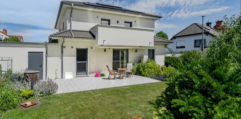 von Poll Immobilien GmbH