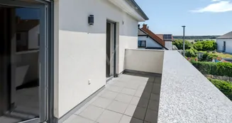 von_poll_real_estate_property_25141034b_image_14