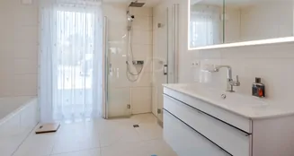 von_poll_real_estate_property_25141034b_image_8