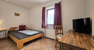 von_poll_real_estate_property_25141026c_image_8