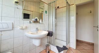 von_poll_real_estate_property_25141026a_image_16