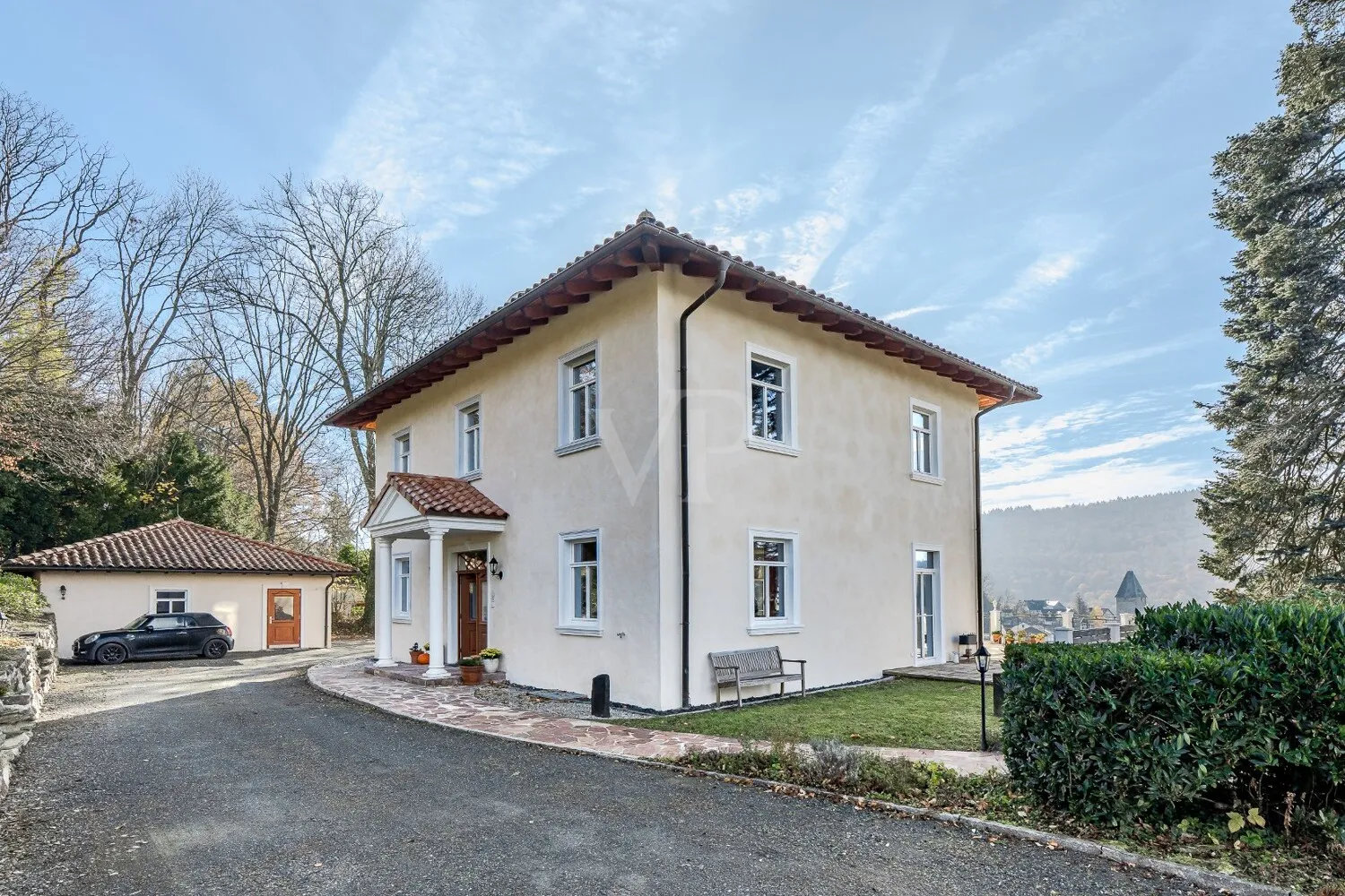 Außenansicht Haupthaus