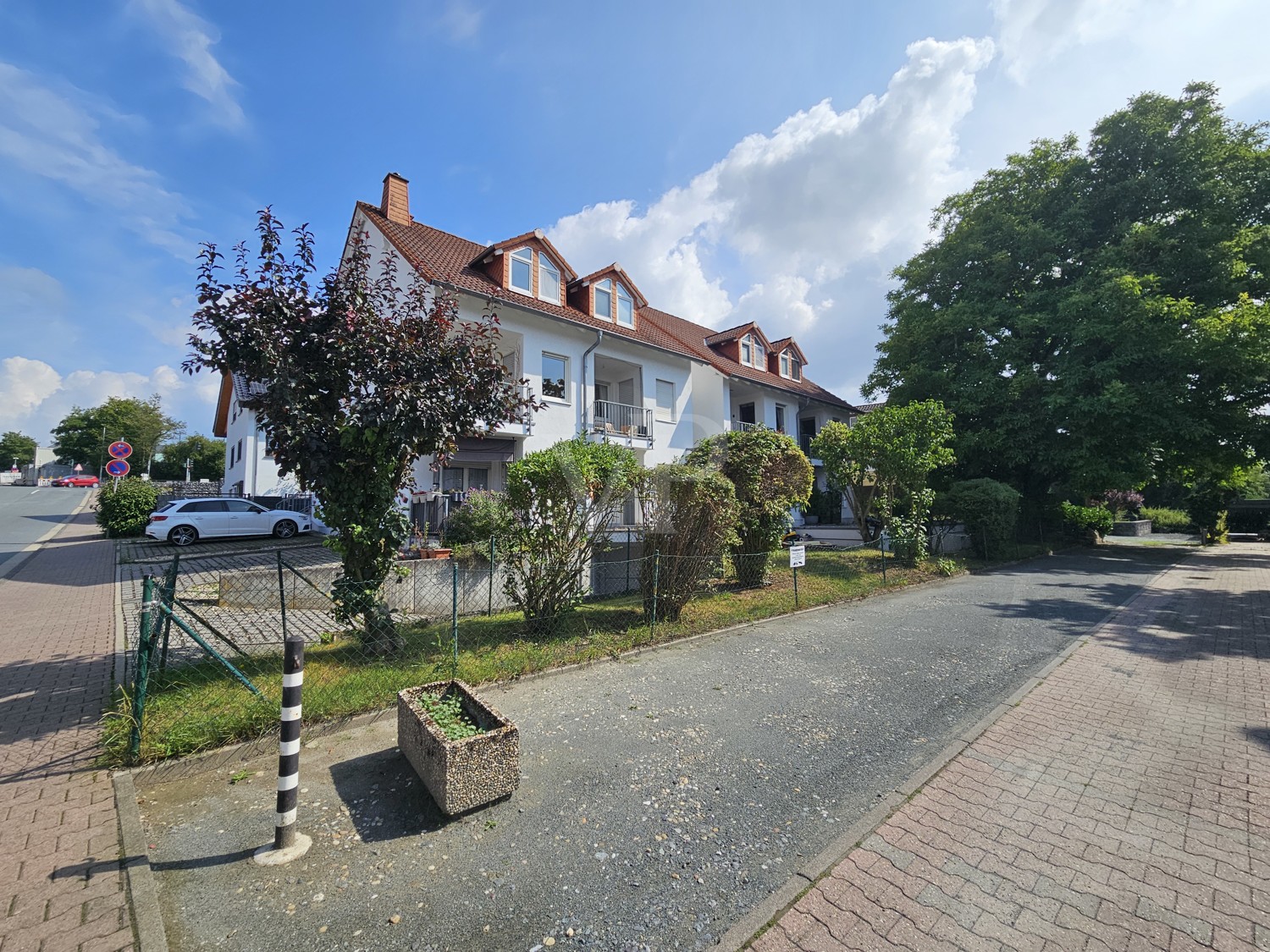 Straßenansicht