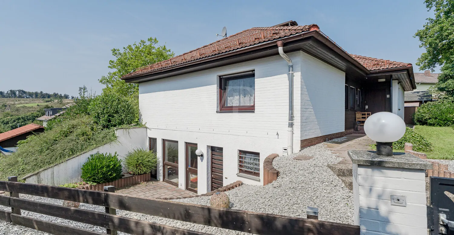 Blick zum Einliegerbereich mit Freisitz