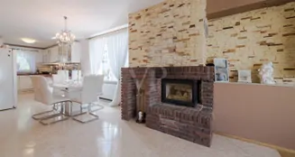 von_poll_real_estate_property_25141053a_image_3