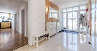 von_poll_real_estate_property_25141053_image_1