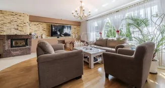 von_poll_real_estate_property_25141053_image_6