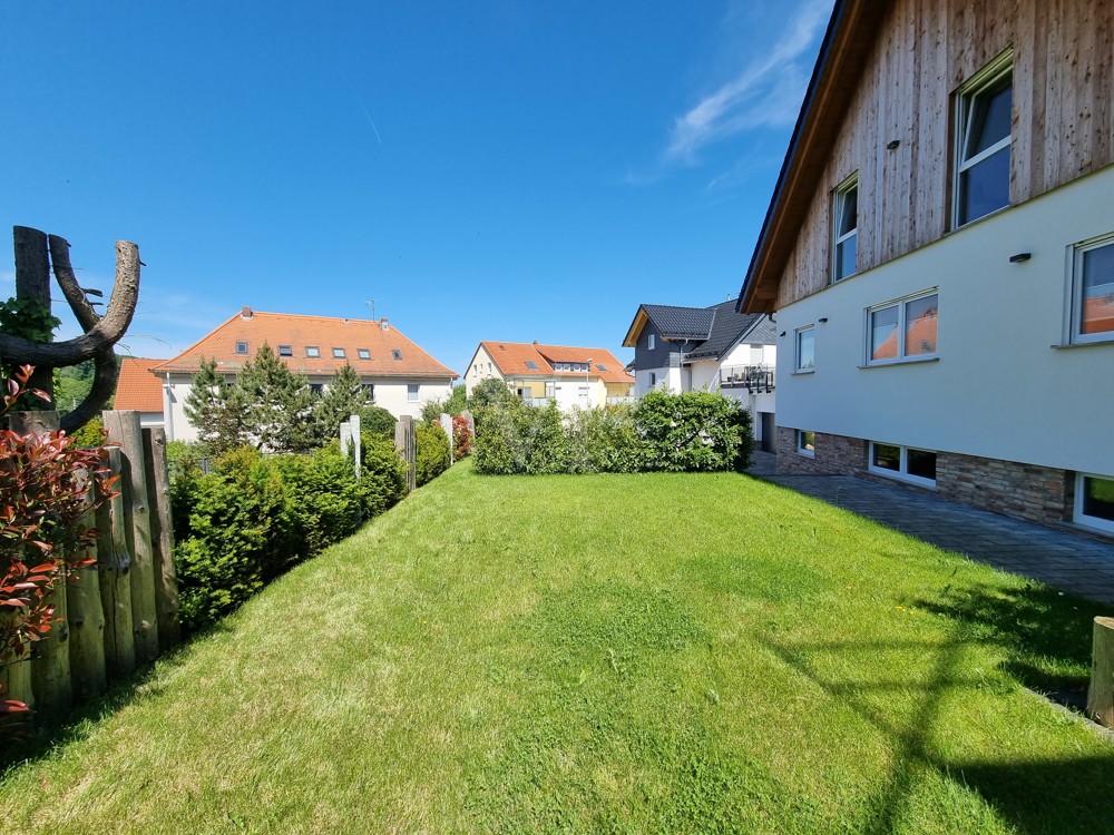 Schön angelegter Garten