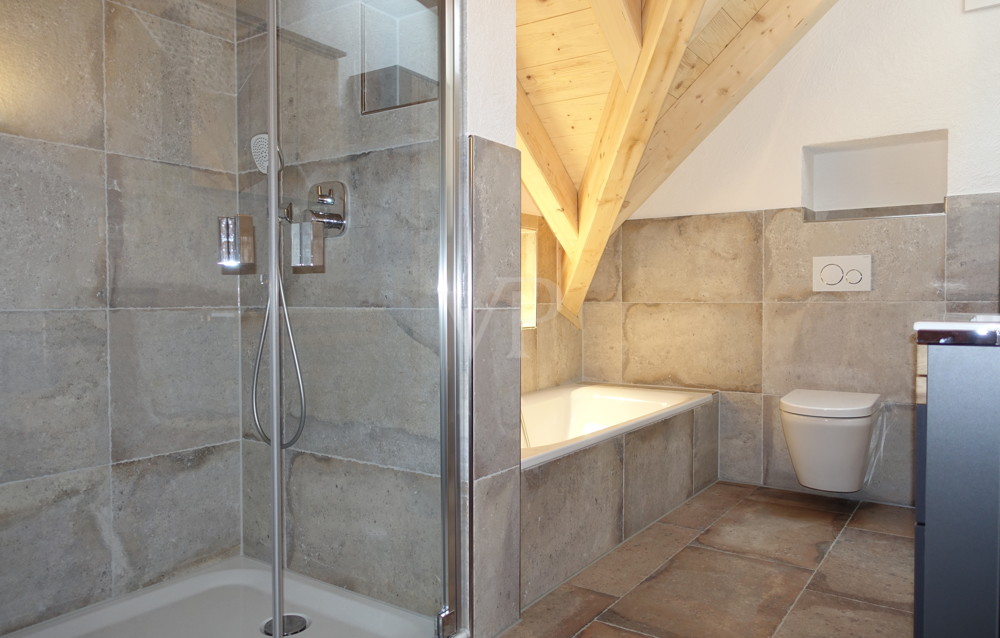 Elegantes Badezimmer