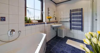 von_poll_real_estate_property_25141055a_image_9