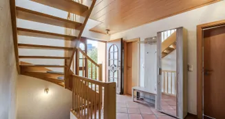 von_poll_real_estate_property_25141055c_image_6