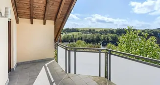 von_poll_real_estate_property_25141055a_image_0