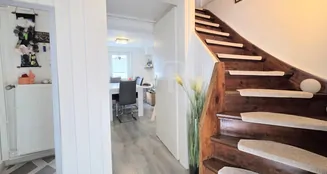 von_poll_real_estate_property_25141057_image_1