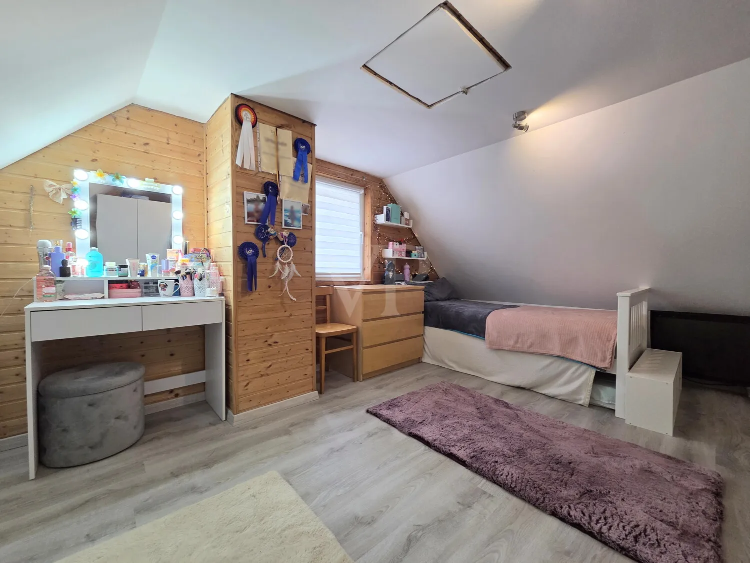 Gemütliches Schlafzimmer im Dachgeschoss (Vorderhaus)