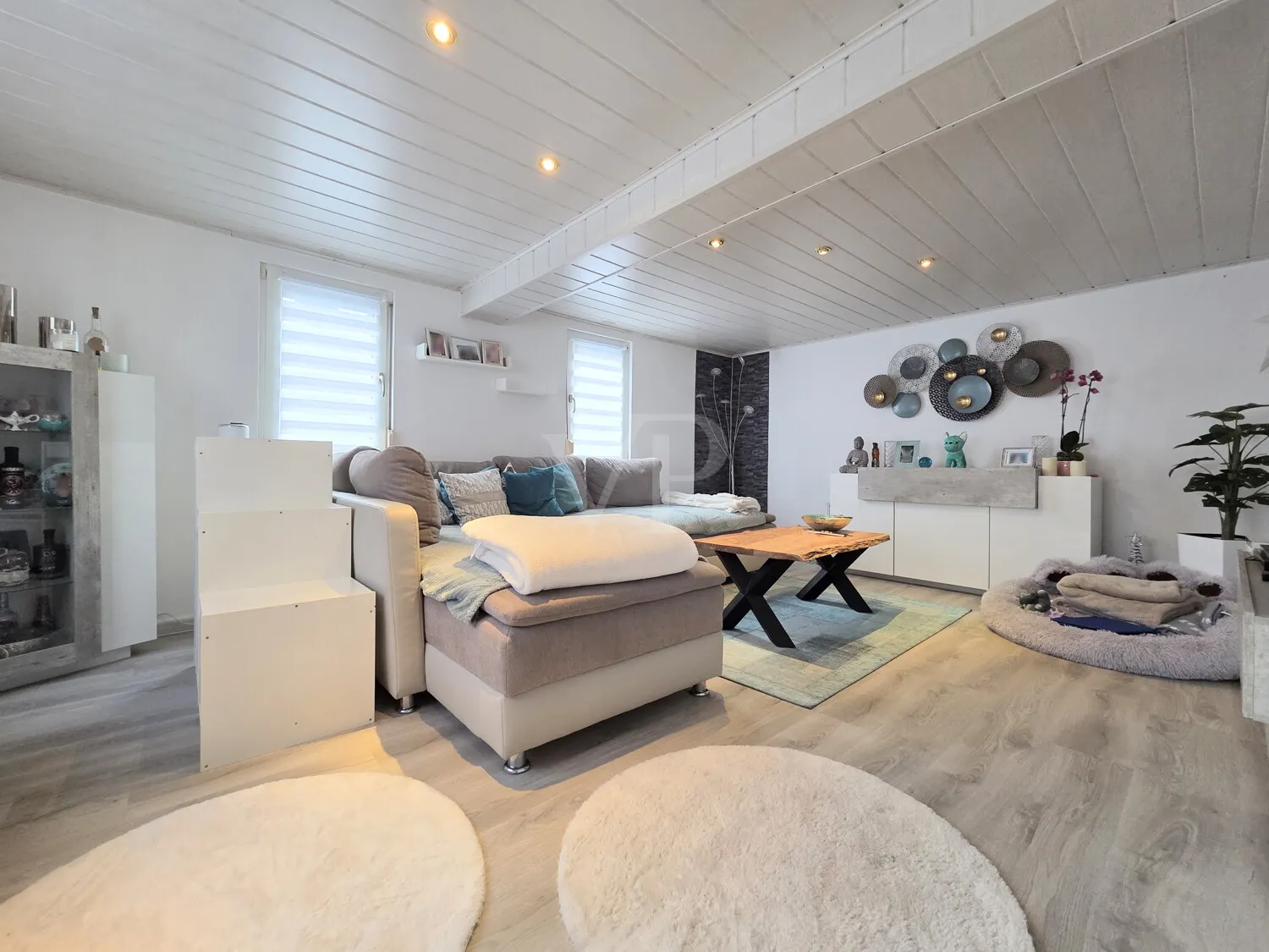 Vorderhaus: Moderne Ausstattung trifft Fachwerkcharme