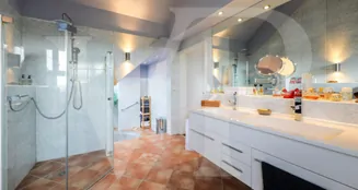 von_poll_real_estate_property_25141067_image_7