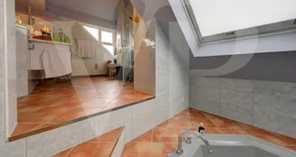 von_poll_real_estate_property_25141067_image_11