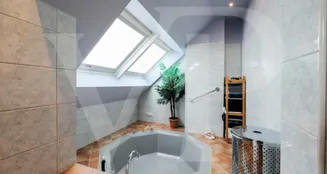 von_poll_real_estate_property_25141067_image_9