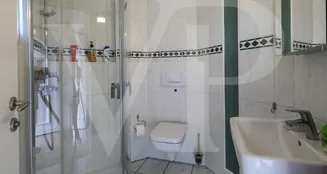 von_poll_real_estate_property_25141067_image_21