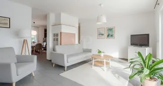 von_poll_real_estate_property_25141060b_image_5