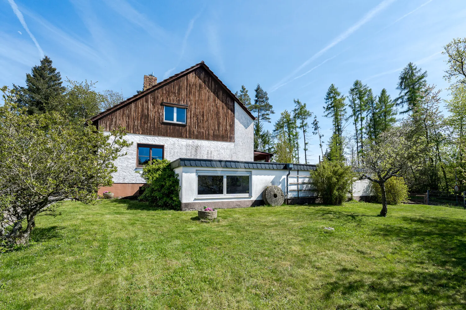 Einfamilienhaus direkt am Waldrand