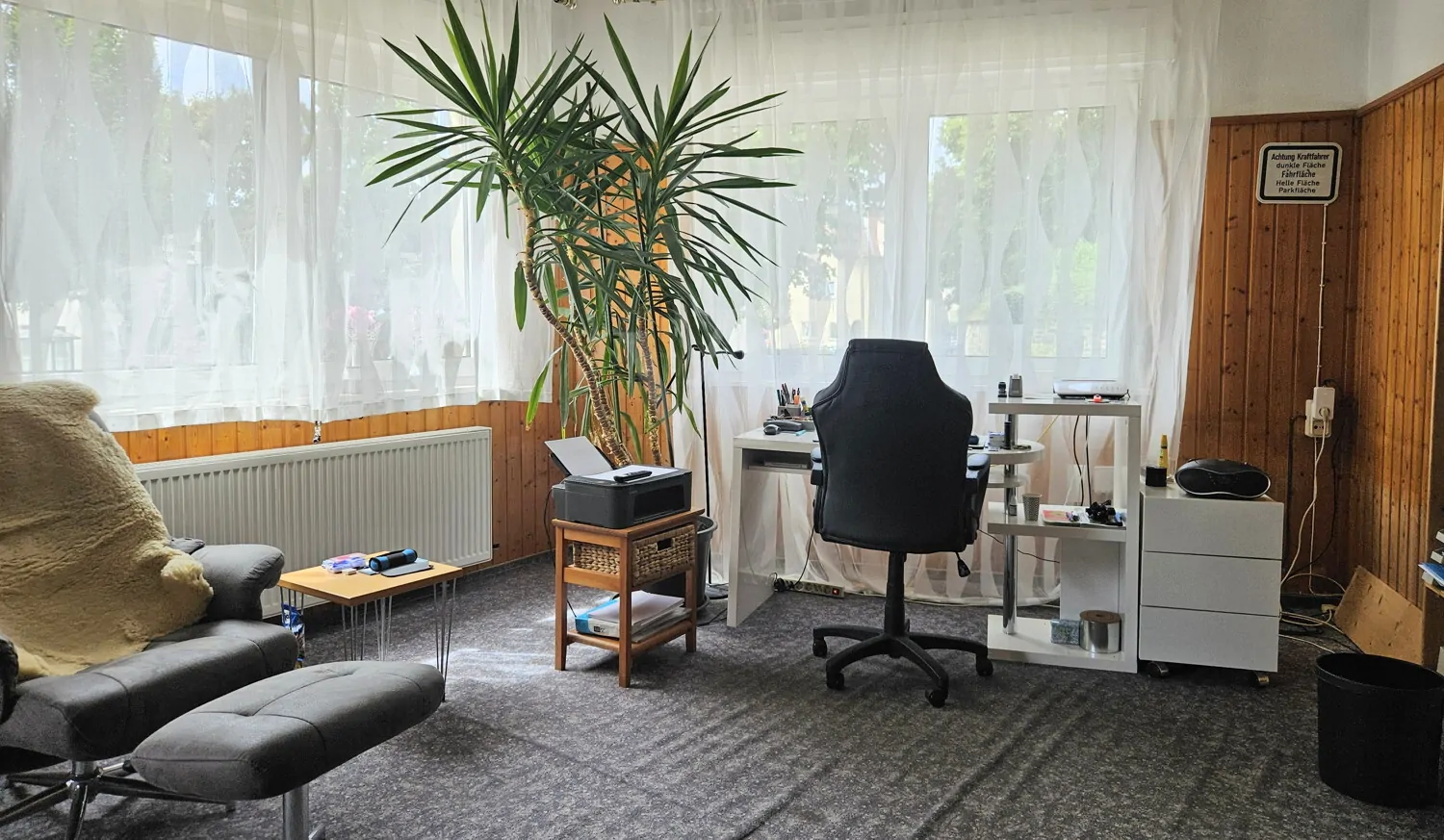 Büro im Erdgeschoss