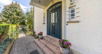 von_poll_real_estate_property_24158005_image_0